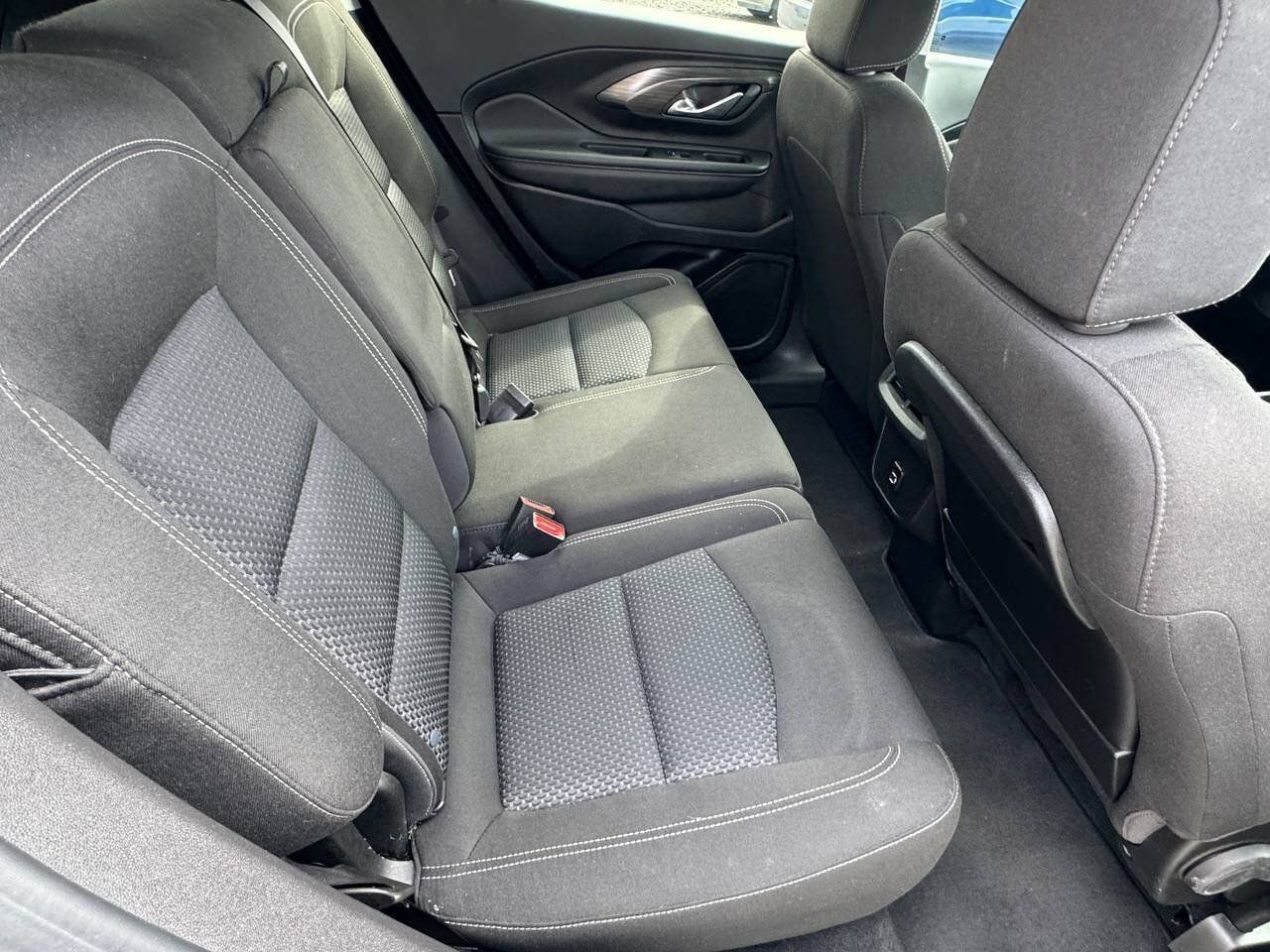 Used 2024 GMC Terrain SLE AWD/4WD image 20