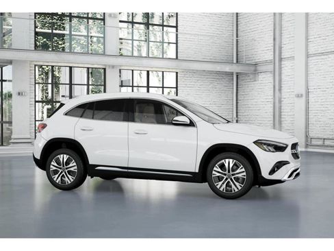 New 2026 Mercedes-Benz GLA 250 image 14
