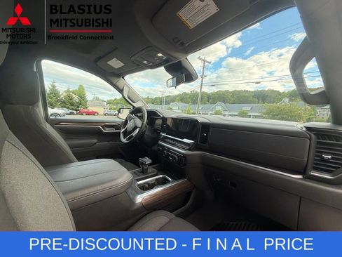 Used 2025 Chevrolet Silverado 1500 RST AWD/4WD image 23