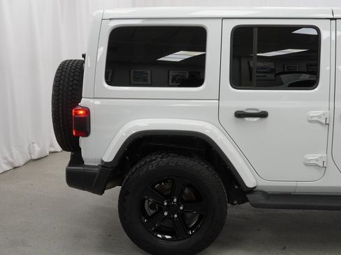 Certified 2022 Jeep Wrangler Unlimited Sahara image 10