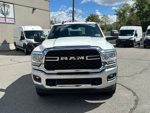 Used 2023 RAM 2500 Big Horn w/ Cold Weather Group image 13