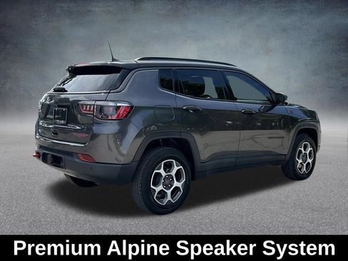 Used 2022 Jeep Compass Trailhawk w/ Sun and Sound Group AWD/4WD image 6
