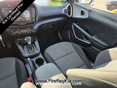 Certified 2025 Kia Soul LX w/ LX Technology Package image 15