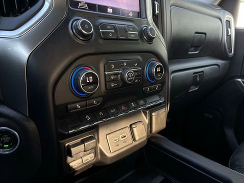 Used 2020 Chevrolet Silverado 1500 RST w/ Texas Edition image 21