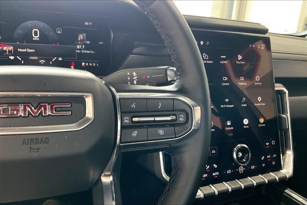 Used 2026 GMC Acadia Elevation w/ Elevation Premium Package FWD image 9