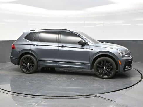 Used 2021 Volkswagen Tiguan SE R-Line image 8