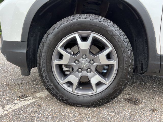 Used 2023 Honda Passport TrailSport image 16