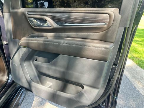 Used 2023 GMC Yukon Denali w/ LPO, Floor Liner Package RWD image 30