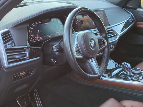 Used 2020 BMW X7 M50i w/ Dynamic Handling Package image 10