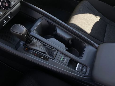 Used 2025 Honda Accord LX image 17