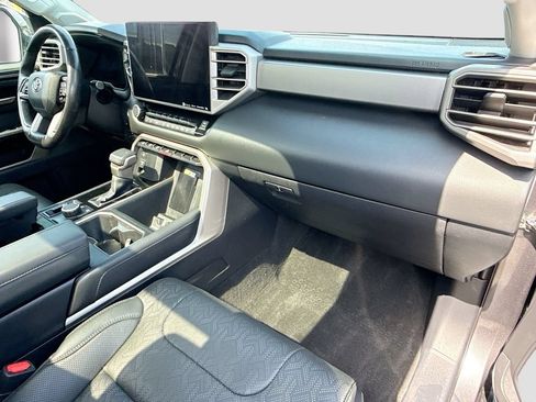 Used 2024 Toyota Tundra Limited AWD/4WD image 34