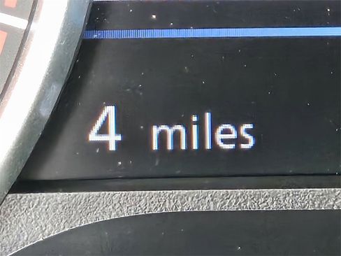 New 2025 Nissan Sentra SR image 28