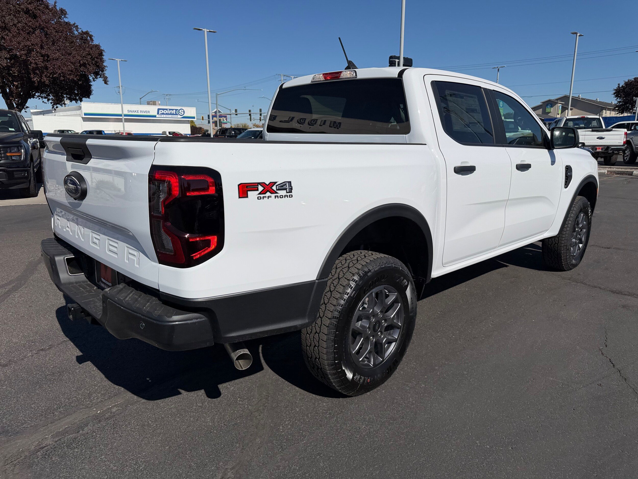 New 2026 Ford Ranger XLT w/ FX4 Off-Road Package AWD/4WD image 3