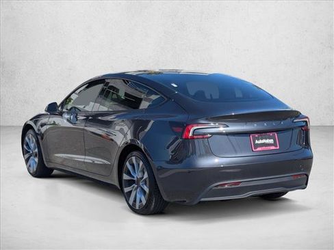 Used 2025 Tesla Model 3 Long Range image 8