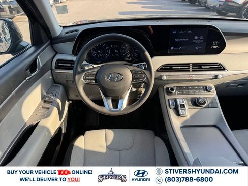 Used 2022 Hyundai Palisade SE w/ Cargo Package FWD image 2