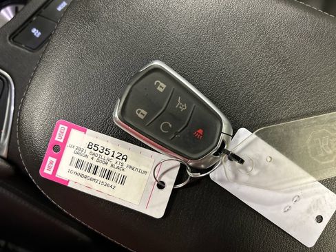 Used 2021 Cadillac XT5 Premium Luxury AWD/4WD image 22