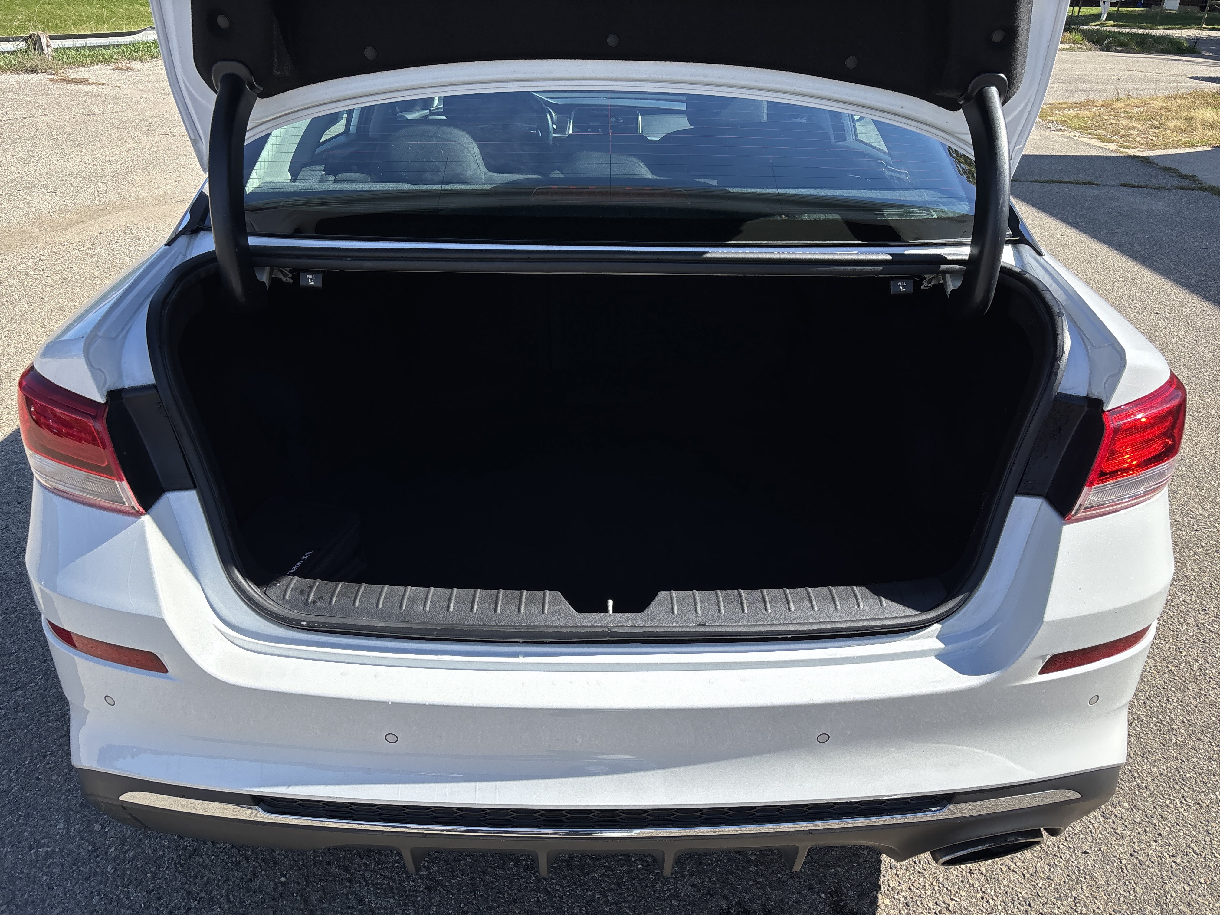Used 2020 Kia Optima LX FWD image 6
