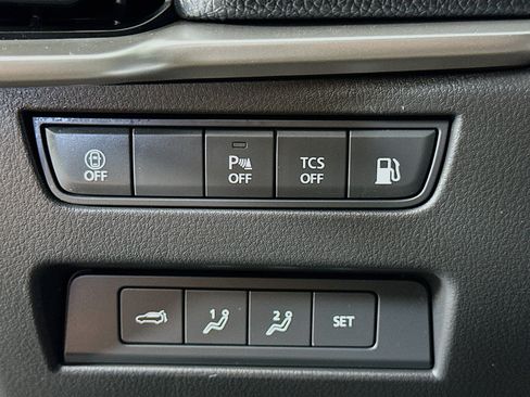 Used 2024 MAZDA CX-90 Plug-In Hybrid w/ Premium Pkg AWD/4WD image 17