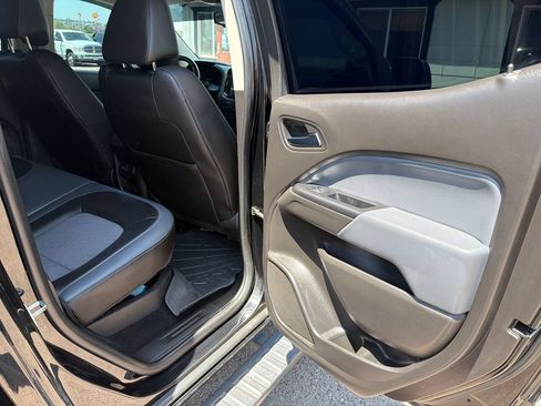 Used 2016 Chevrolet Colorado Z71 AWD/4WD image 15