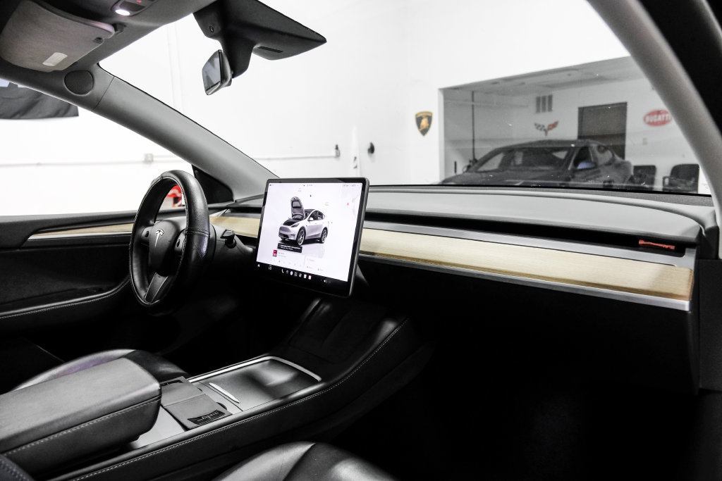 Used 2023 Tesla Model Y Long Range AWD/4WD image 15