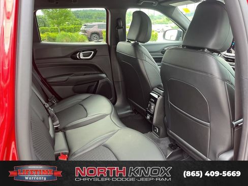 New 2026 Jeep Compass Latitude AWD/4WD image 21