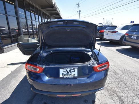 Used 2018 FIAT 124 Spider Classica w/ Technology & Siriusxm Group image 19