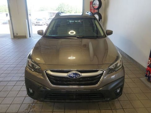 Used 2021 Subaru Outback Premium AWD/4WD image 14