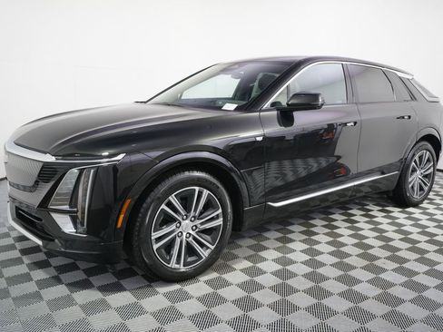 Certified 2024 Cadillac Lyriq Luxury w/ LPO, Floor Liner Package AWD/4WD image 2