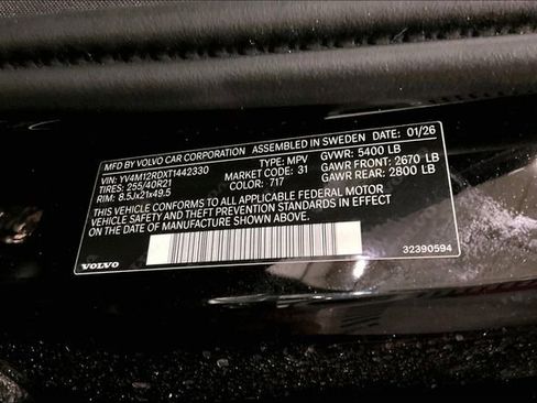 New 2026 Volvo XC60 B5 Ultra w/ Climate Package image 11