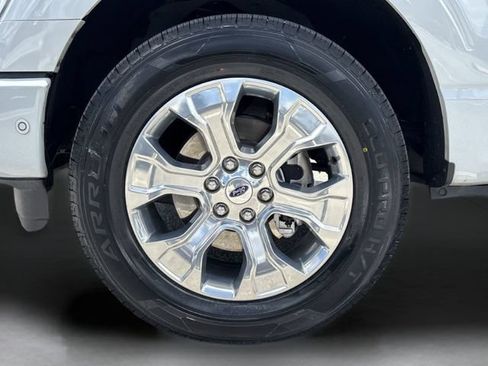Used 2023 Ford F150 Platinum w/ Equipment Group 701A High AWD/4WD image 38