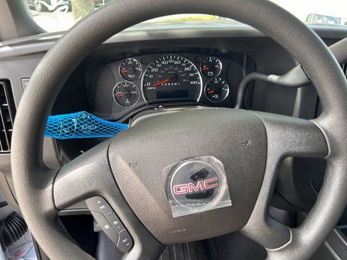 New 2025 GMC Savana 2500 Work Van w/ Driver Convenience Package image 26