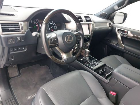 Used 2021 Lexus GX 460 Premium w/ Accessory Package AWD/4WD image 19
