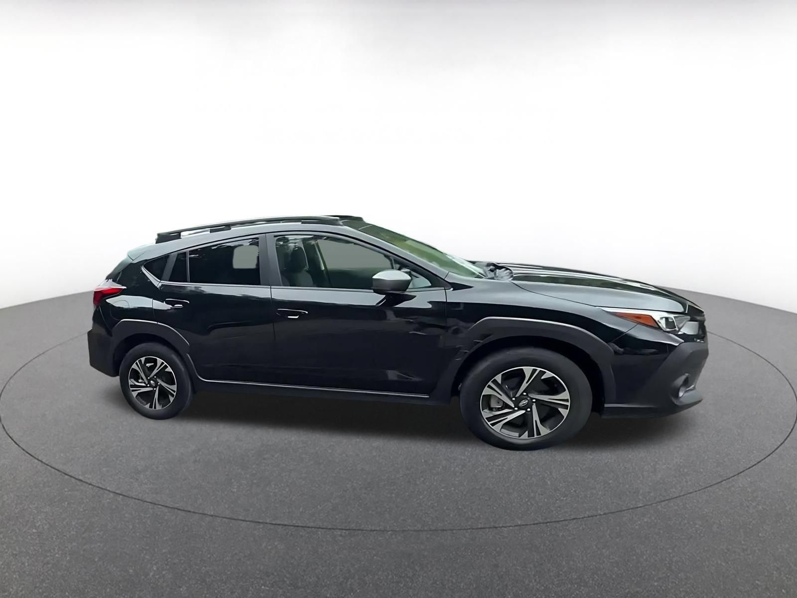 Used 2024 Subaru Crosstrek 2.0i Premium AWD/4WD image 2