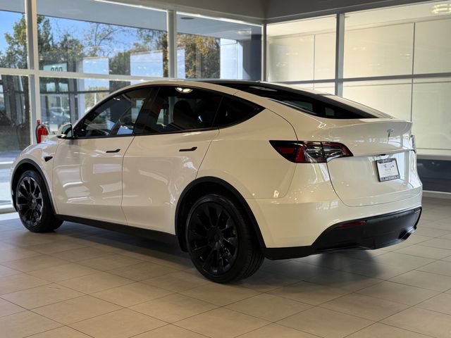 Used 2024 Tesla Model Y Long Range AWD/4WD image 14