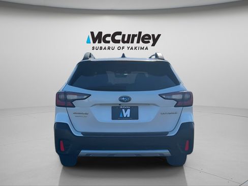 Used 2022 Subaru Outback Limited AWD/4WD image 5