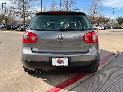 Used 2009 Volkswagen Rabbit S image 7