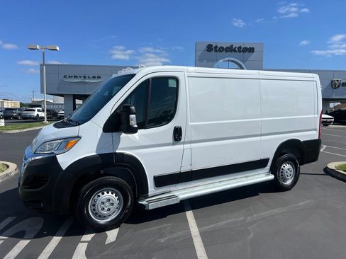 Used 2025 RAM ProMaster 2500 w/ U-Haul Equipment Group FWD image 2