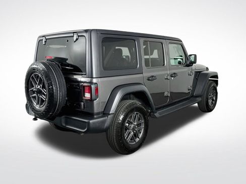 Used 2025 Jeep Wrangler Unlimited Sport AWD/4WD image 8