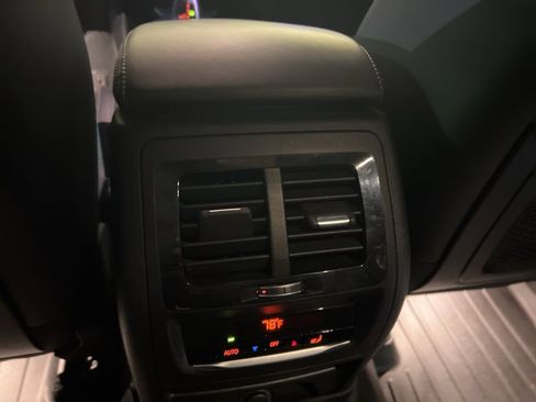 Used 2018 BMW X3 M40i image 15