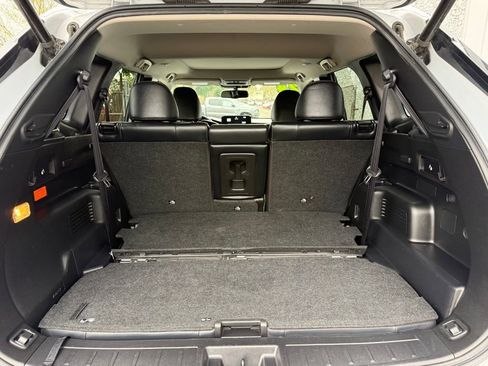 Used 2024 Mitsubishi Outlander SE image 12