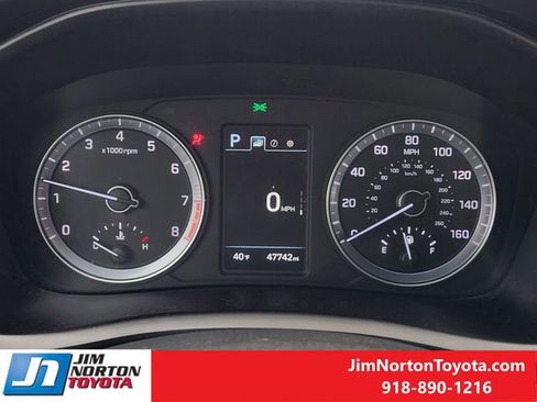 Used 2018 Hyundai Sonata Limited image 16