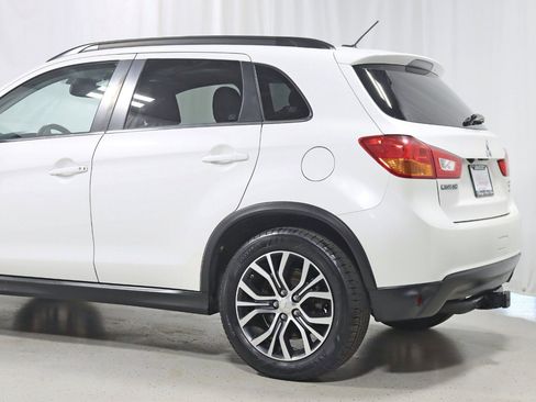 Used 2016 Mitsubishi Outlander Sport GT image 10