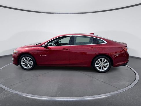 Used 2021 Chevrolet Malibu LT image 2