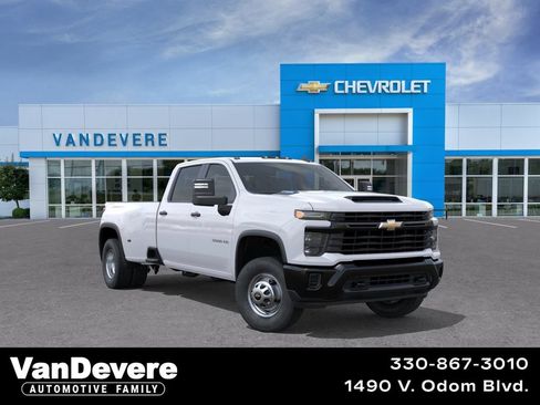 New 2026 Chevrolet Silverado 3500 W/T AWD/4WD image 1