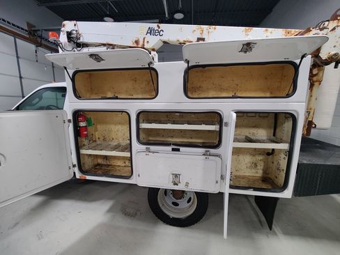 Used 2014 Ford F450 XL w/ Power Equipment Group image 29