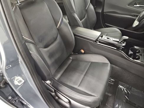 Used 2024 Toyota Prius Limited AWD/4WD image 39