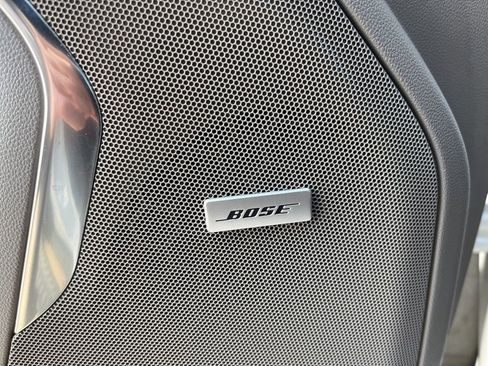 Used 2021 Chevrolet Tahoe Z71 w/ Luxury Package image 12