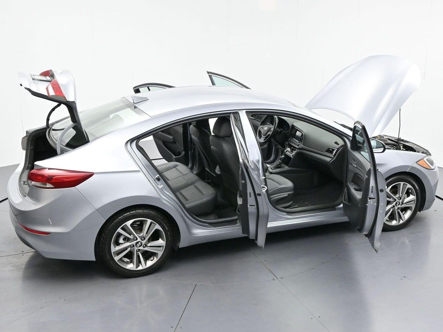 Used 2017 Hyundai Elantra Limited FWD image 38