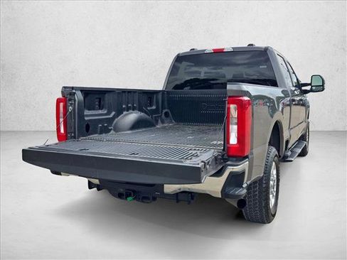 Used 2025 Ford F250 XLT AWD/4WD image 6