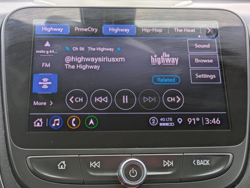 Used 2022 Chevrolet Equinox RS w/ RS Leather Package FWD image 23